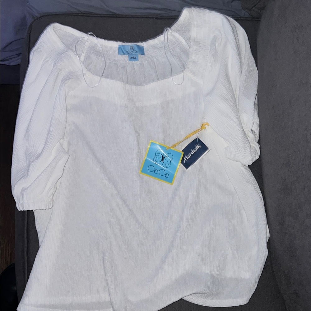 CeCe Women's Cream Blouse